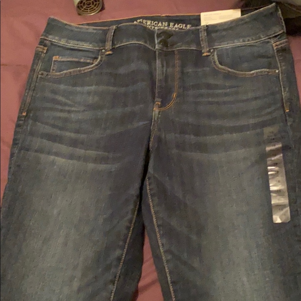 Women’s Crops